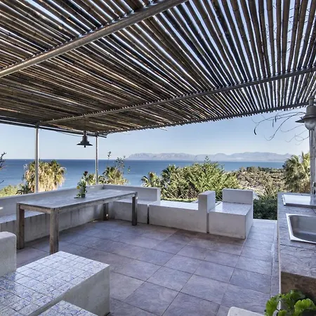Lighea Villa